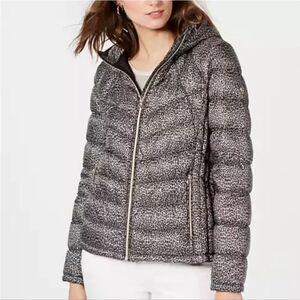 MICHAEL Michael Kors Coat Womens Small Leopard Print Packable Down Filled Puffer